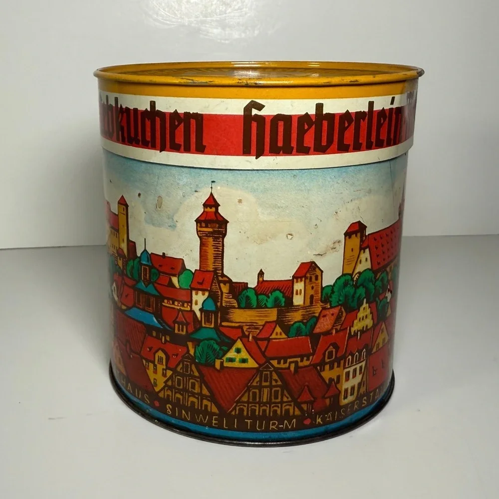 Vintage Haeberlein-Metzger Nurnberger Lebkuchen Tin Nuremberg German City Scenes